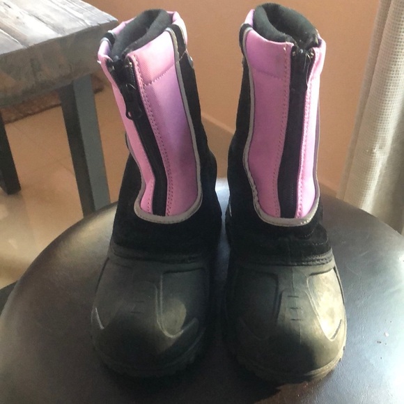 Itasca Pink Snow buster Kids Winter Boots - Picture 2 of 8